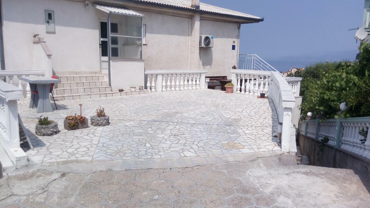 Apartment Greta Senj  Luaran gambar